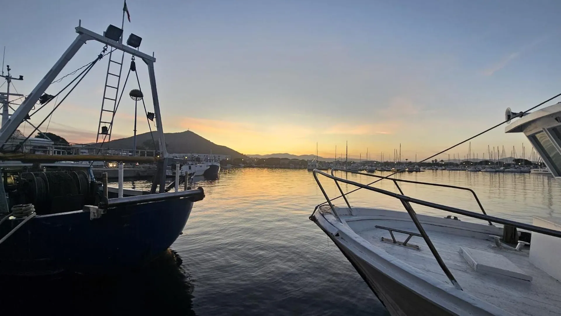Guest house Il Porticciolo Hotel La Caletta Italy